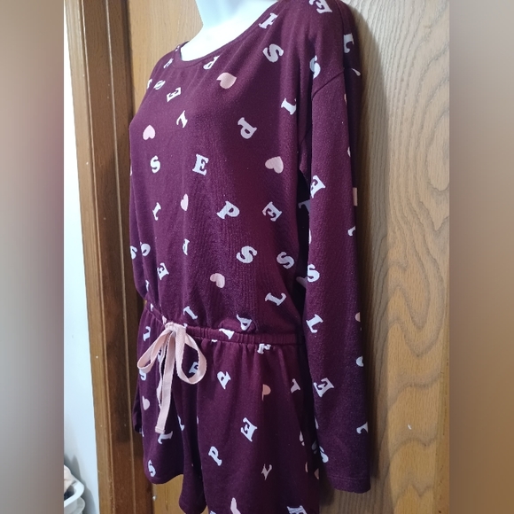 JENNI INTIMATES maroon drawstring waist Keyhole back long sleeve sleep romper - Picture 4 of 7